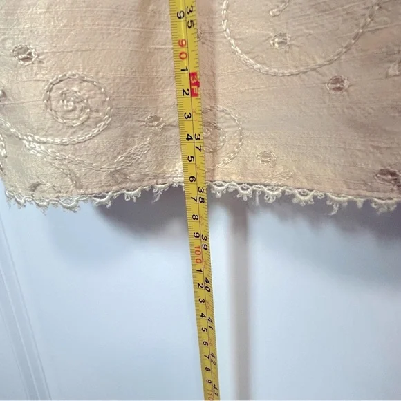 Nanette Leopore Ivory Silk Midi Sheath Dress V-Neck Crochet Sequined Hem Size 4P - Picture 7 of 9